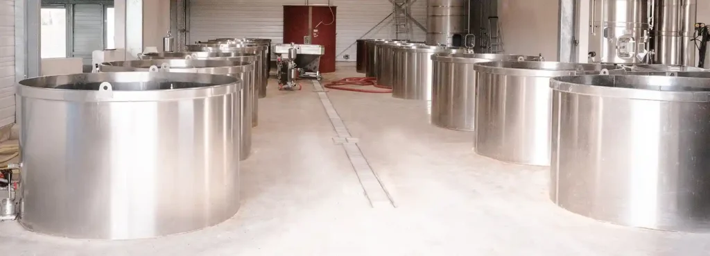 cuves enterrées dans le chai